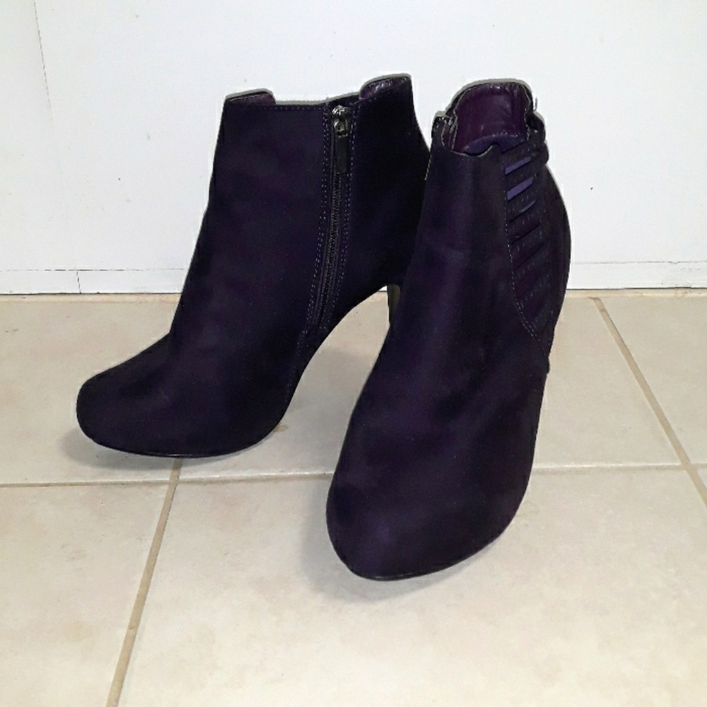 Lane Bryant Purple booties